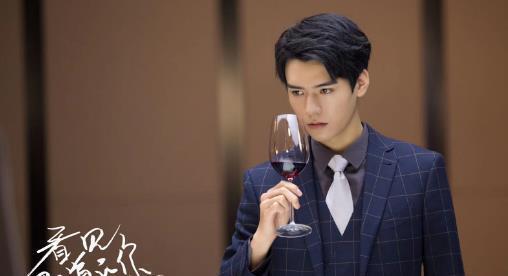 龚俊化妆师爆料了吗视频,揭秘明星化妆幕后故事 第2张 龚俊化妆师爆料了吗视频,揭秘明星化妆幕后故事 第2张